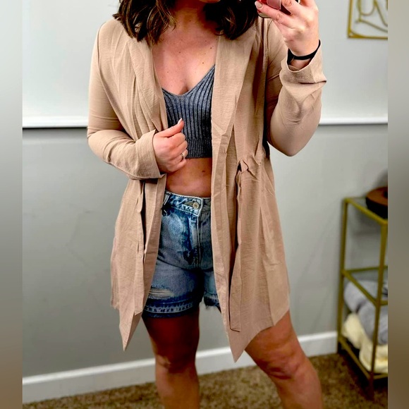 Tan Timing Daily Blazer with tie waist - Picture 1 of 5